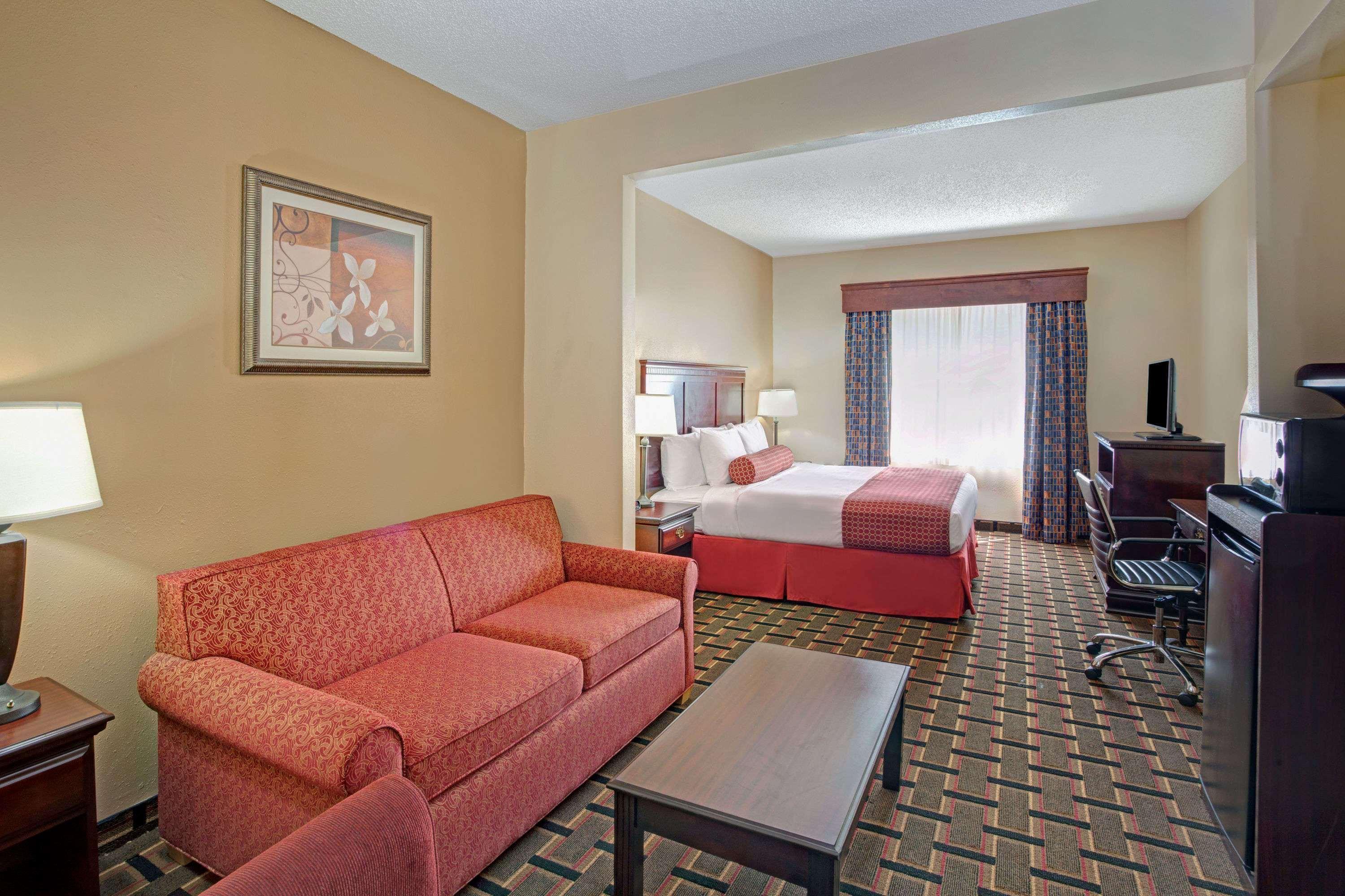 Hotel Baymont By Wyndham Kennesaw Exterior foto