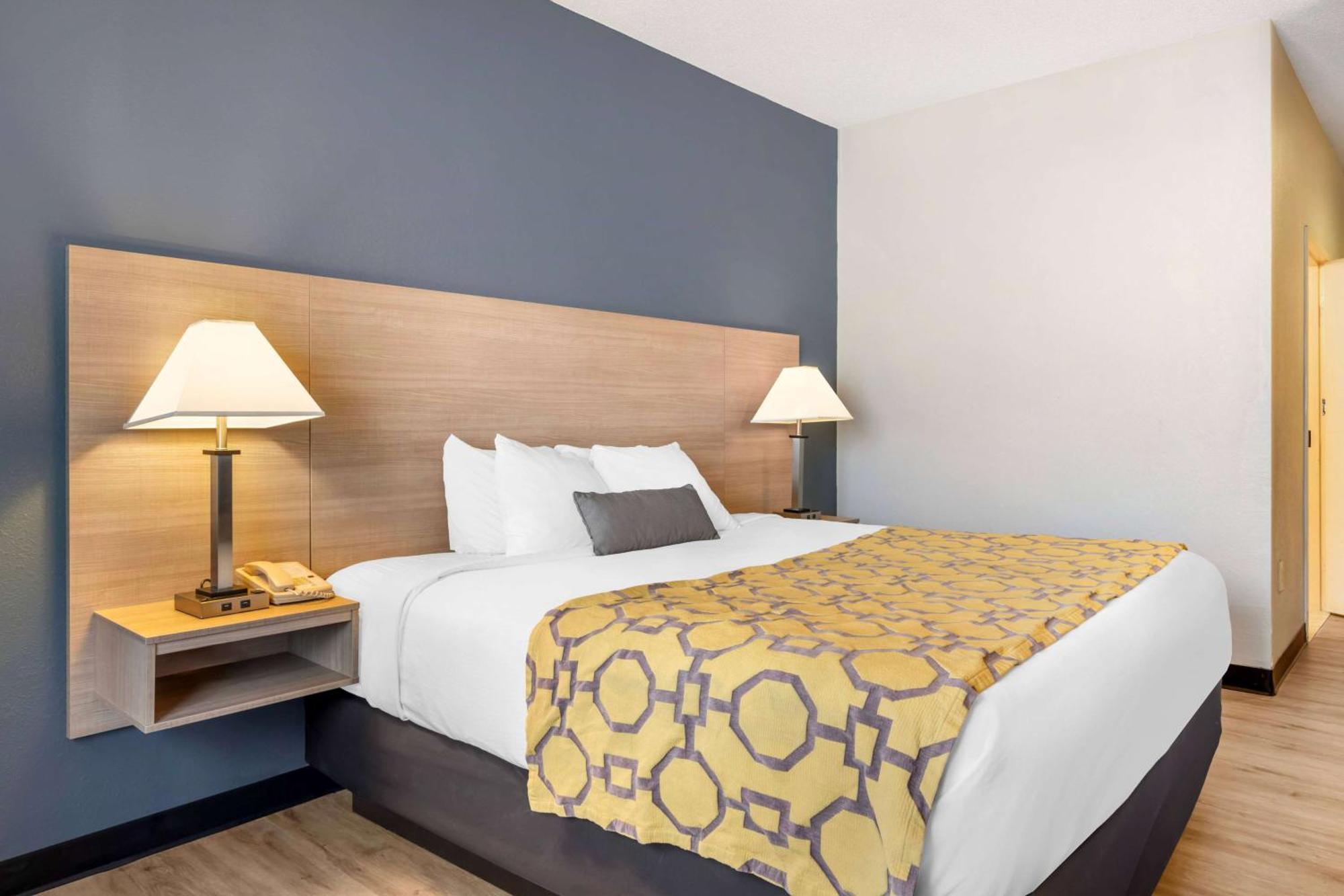 Hotel Baymont By Wyndham Kennesaw Exterior foto